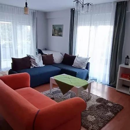 Lara Plajlarina 5 Dakika Apartment